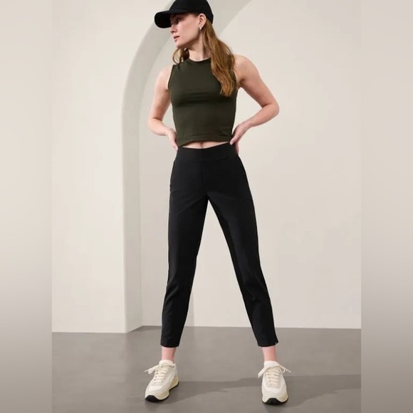 Athleta Pants - Athleta Brooklyn Ankle Pant Size 00 Black Pull on Slim Leg Knit Ribbed Panels